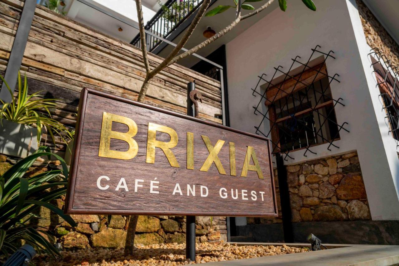 Brixia Cafe & Guest Panzió Galle Kültér fotó